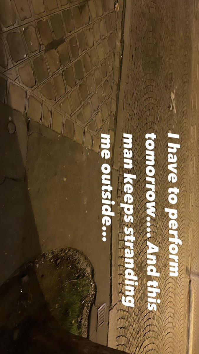 syjclub3's tweet photo. Jessica Ho, mostly known as JESSI, with 4.2M monthly listeners on Spotify, 2 mv with more than 100M views, standing in the streets of Paris cause her european tour organizer won't book her a decent hotel and answer her calls. All real btw. https://t.co/T3g4w2JNO7
