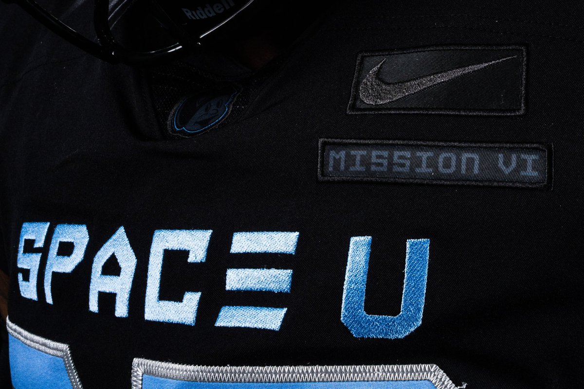 black + Canaveral blue = 🥶🔥 #DripU