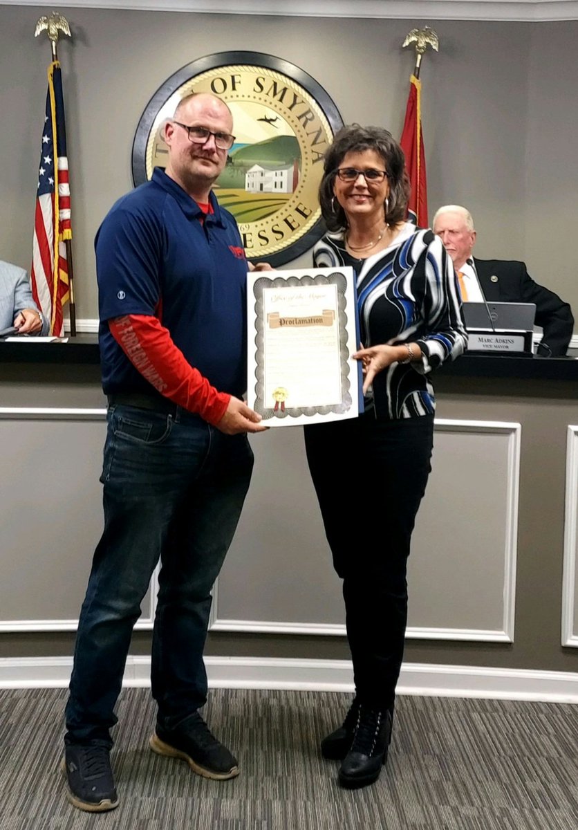 post12206's tweet image. The town of Smyrna is now a Purple Heart City!!

Thank you Mayor Reed and the Smyrna City Council.

Smyrna joins the Middle Tennessee Purple Heart Entities!!  

Military Order of the Purple Heart, USA Stones River VFW Post 12206 #stillserving #vfw12206 #VFW #VFWPostPride