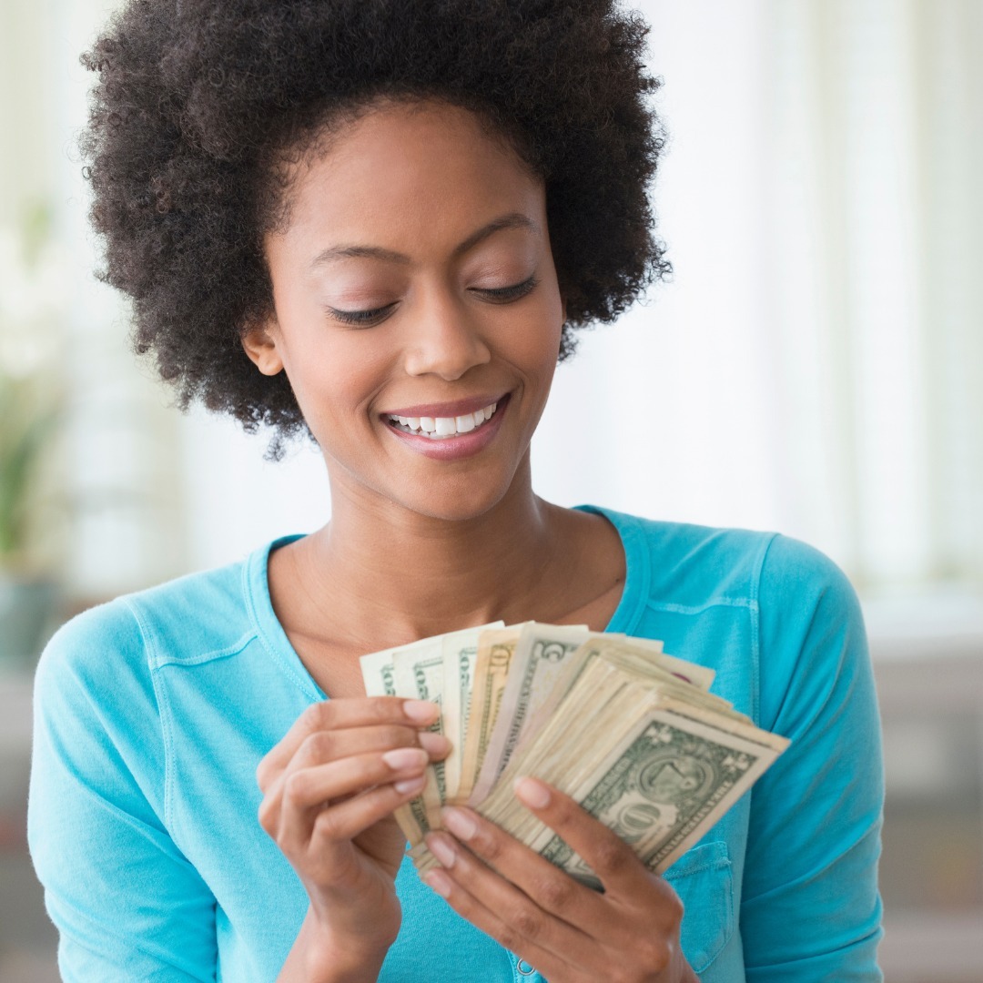 figfcu's tweet photo. Did you know our Online Savings rates earn 2.25% APY?
Just adding $25 each paycheck using automatic deposit will quickly add up and the best part is you won't even realize you're saving! 💲 💲
Learn more: https://t.co/tUKwtigijh
#savemoney #savings #investing #finance #FIGFCU https://t.co/VYdnK5a9IM