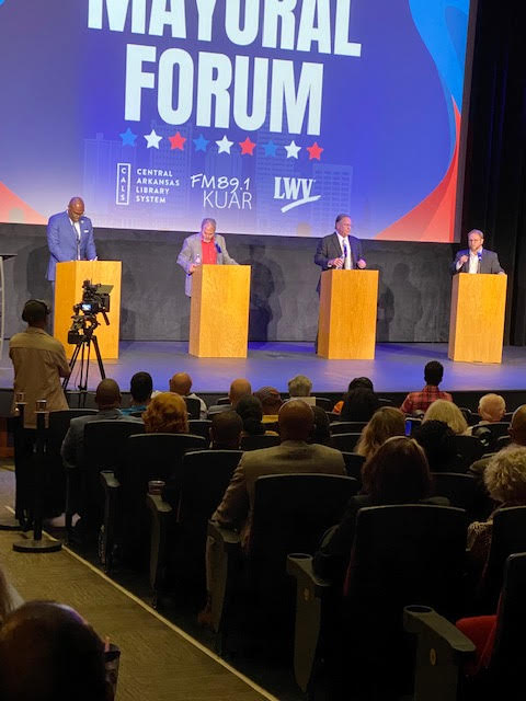 SteveLittleRock's tweet photo. A spirited debate last night sponsored by the League of Women Voters. One candidate was a bit defensive about the fact he had made mistakes and was still learning in office. We need change to avoid any more on-the-job training! https://t.co/WlA2cgwSaY