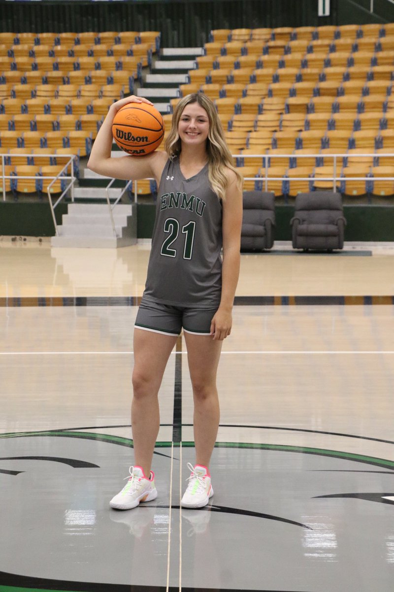 Super excited to announce my official offer to @ENMUWBB and for allowing me to continue my academic and athletic career at the collegiate level. Thank you @CoachMegDLR @CoachPazanin and team for the great hospitality. #gohounds #uncommitted 