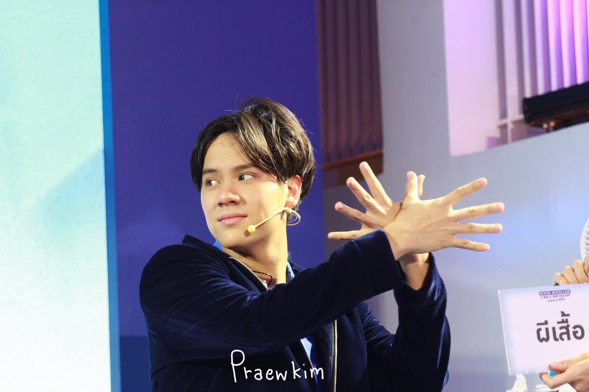 OhmNanonStory's tweet photo. Nanon simplemente es hermoso
Cr. Pwxbbh
#Mynameisnanon
#NIVEAxONJS #ohmnanon #ohmpawat #ohmnanonstory https://t.co/h6R9HtZnrE