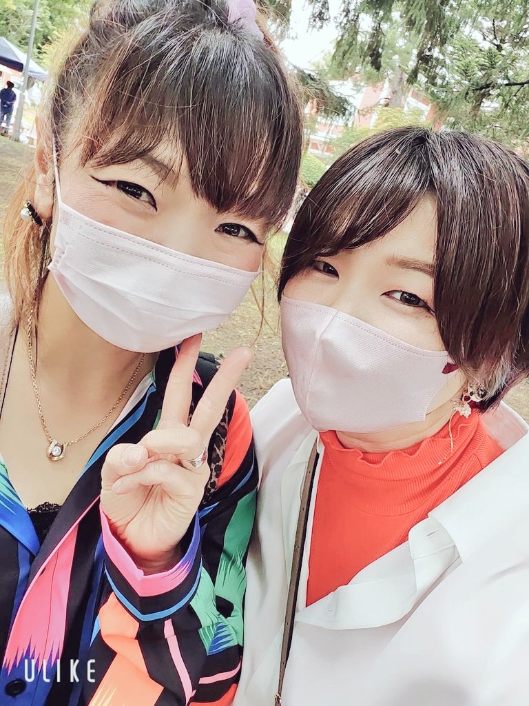 hir0k000's tweet photo. おはようございます❤笑って朝活389日目、歌って朝活250日目ありがとうございました🎶今日も笑顔で❤ #朝活 #笑いヨガ山形 #笑って朝活386日目 #おは戦41006om #ラフターヨガ山形 #YouTubeチャンネルらんらんTV #MixOne https://t.co/D8kmO6yxUH
