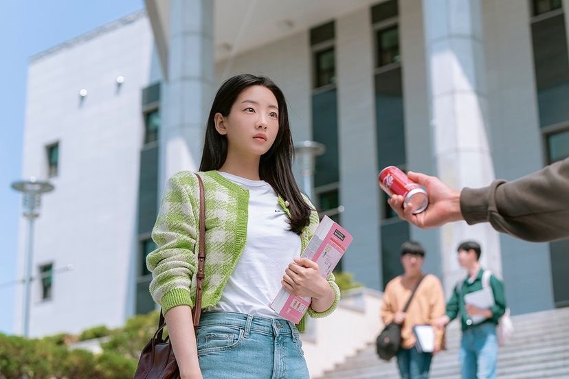 yunbok_1208's tweet photo. Yihyun’s still cut as Munee on Ditto (2022)📻🤍

#ChoYihyun #조이현 #동감 #Ditto https://t.co/GSvByGflxw