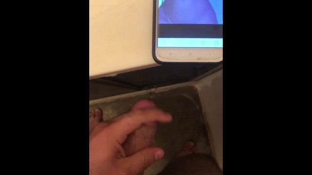 Brand new video up on PornhubModels! https://t.co/1kIZNwSP1t https://t.co/2oj7clddPf