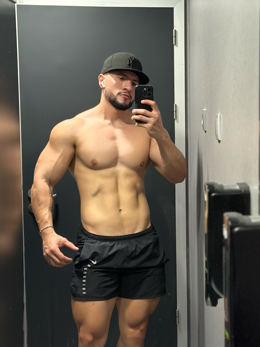 Danielmeza9393's tweet photo. Sígueme en Instagram: Danielmeza93  

Only fans : https://t.co/fuCUdRRFHr https://t.co/P8MD3Y7M7X