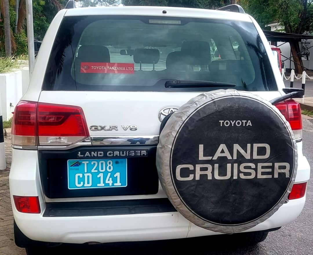Uni_Auction's tweet photo. Kwa idhini tuliyopewa na World Bank tutauza Landcruiser V8 tatu (3) kwa kutumia approach ya Sealed Bid. 

Magari haya yanaweza kukaguliwa kuanzia leo tarehe 12-19 Oct 2022 saa 4-10 jioni ofisi za World Bank Plot #50, Mirambo Street.

Kwa mawasiliano 0754284926 https://t.co/1UgZuQNKyn