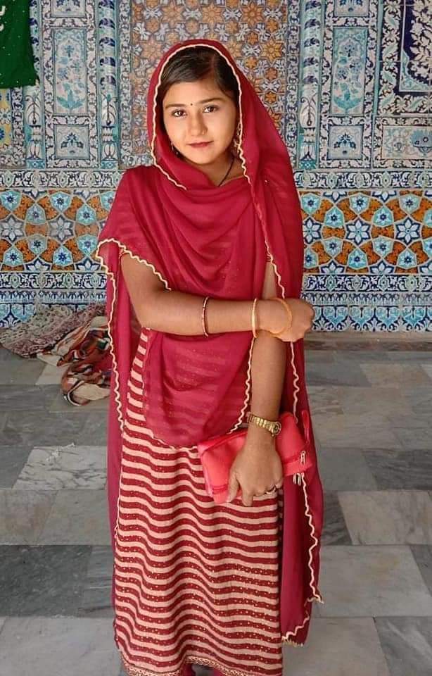 Govinds681's tweet photo. Hyderabad, #Sindh: #Hindu minor girl Chanda Mehraj (15 year) was kidnapped from road by Shaman Magsi and his friends in a car. 
Her mother says 'I have lodged FIR but no one helped me. We are poor and in trouble. Plz help us'
#SaveDaughtersOfSindh
#StopForcedConversions 
@UN https://t.co/F1Z7T778Md