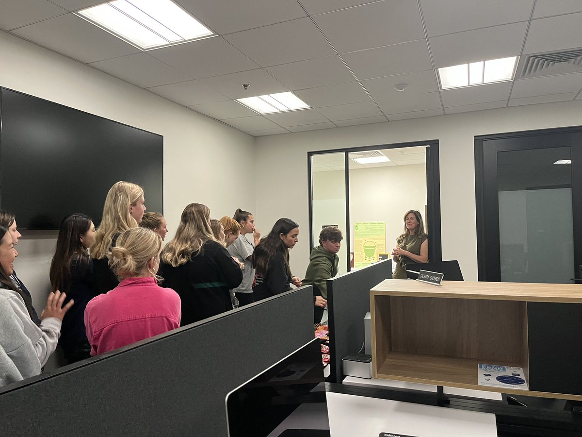 PennStatePRSSA's tweet photo. A big thank you to some of our Bellisario Faculty and Alumni for talking to our members tonight! We learned so much about the professional world and the many paths of PR! @drsmadden @tdwyckoff @hkoverton @Rachycg https://t.co/9x6aZLlOZL