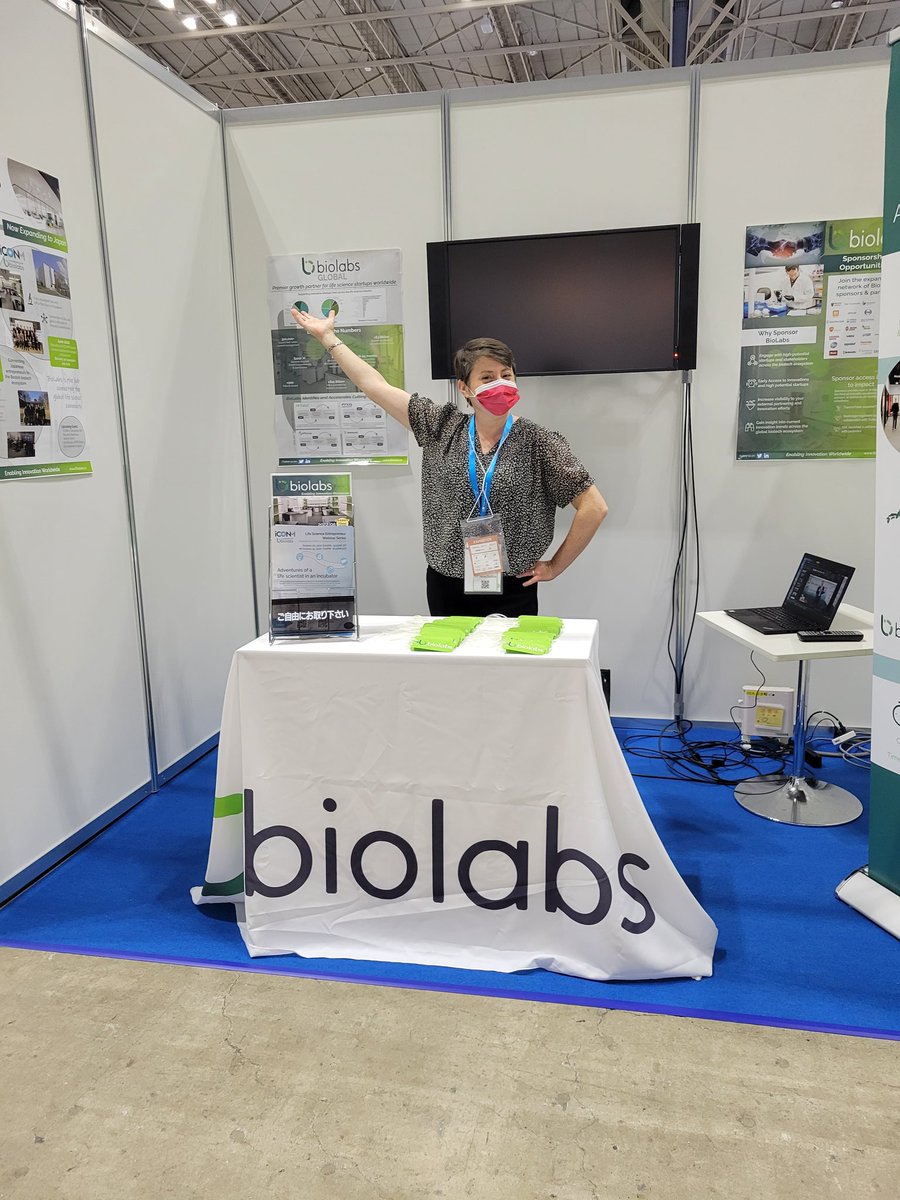 Happy 1-year <a href="/biolabs/">BioLabs</a> anniversary to me! Celebrating in style at <a href="/BioJapanExpo/">BioJapan</a> #innovation is everywhere