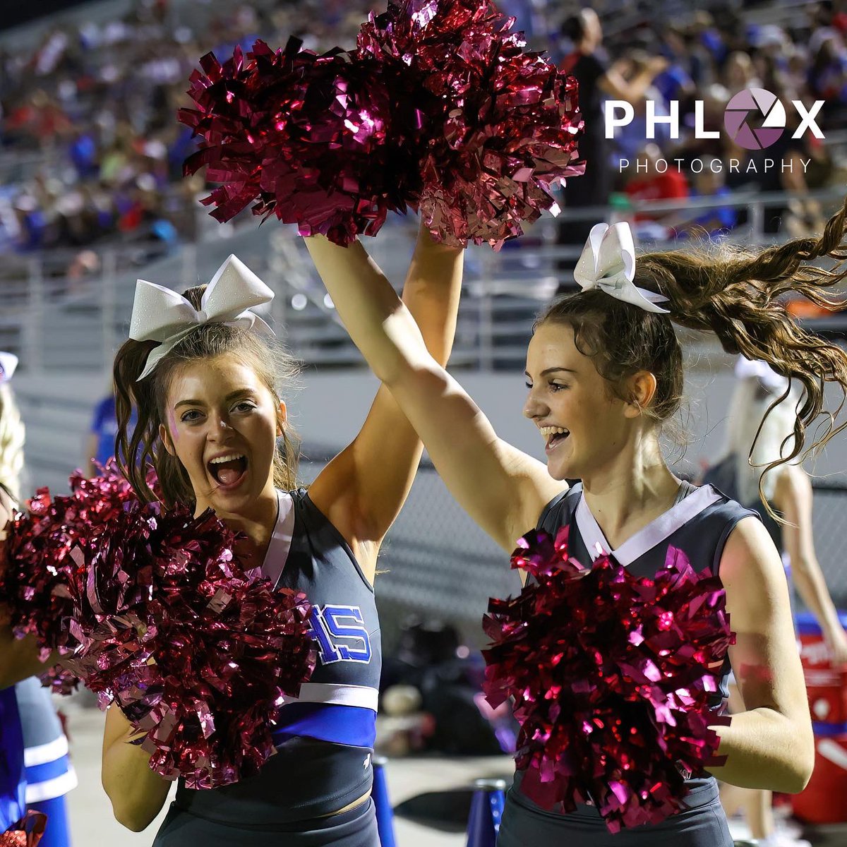 vypesideline's tweet photo. Oak Ridge Cheer made our night so much fun!! We love working with these girls!! 📣📣
#texascheer #texashighschoolfootball #htxfootball #htxcheer #maxprepssports #texascheerleader #sportsphotography #sportsphotographer https://t.co/HnM7GeoPwj