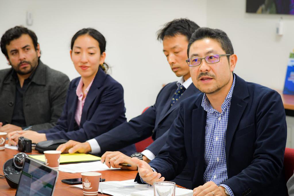 ADR_Colombia's tweet photo. 1/2 🕊 Queremos contarte los desafíos a trabajar en conjunto con la Agencia de Cooperación Internacional de Japón- JICA:

👍🏼Mayor presencia en los proyectos rurales en zonas afectadas por el conflicto armado.
👍🏼Alianzas comerciales. 
👍🏼Fortalecimiento institucional. https://t.co/8cQnjqniTo