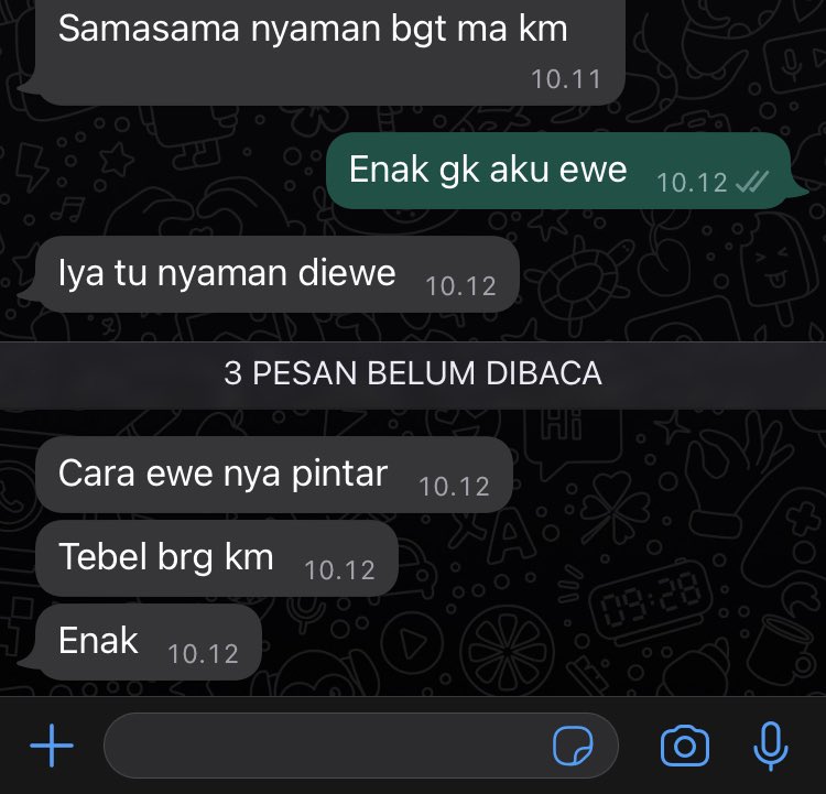 top_enak's tweet photo. Ada yg mau coba? 💦 #brondong #gay #gaybekasi #gaybekasi #gayjakartaselatan #gayjakarta #gaytanngerang #gaytangerangselatan #gaybogor #gaybandung #gayjogja #ngewe https://t.co/HQZqC7bWb2