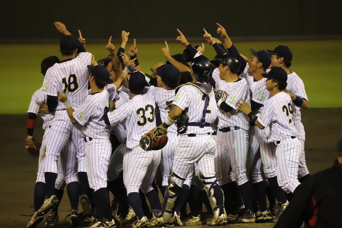 dice_yakyu's tweet photo. リーグ優勝
次は東海大会
#リーグ優勝　#行こうぜ神宮　#8 https://t.co/wb8cwNog7d