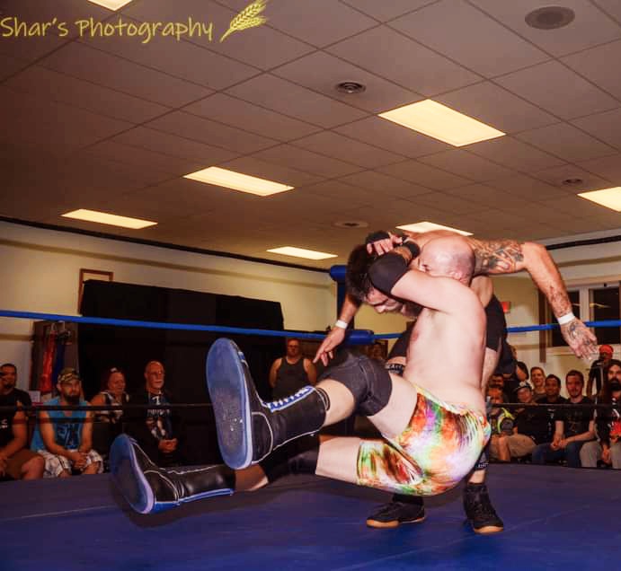 DanniDeeds's tweet photo. Pic of the day from your #thrashwrestling #GenderNeutral #BCInterior #champion #theaudacity @DanniDeeds.
Did you know my #Audaciously #Stunning #Finisher is comprised of two traditional #stunners plus a final forward facing stunner? Now that's #audacious!
The more you know 🌈 https://t.co/SrCaDmLKed