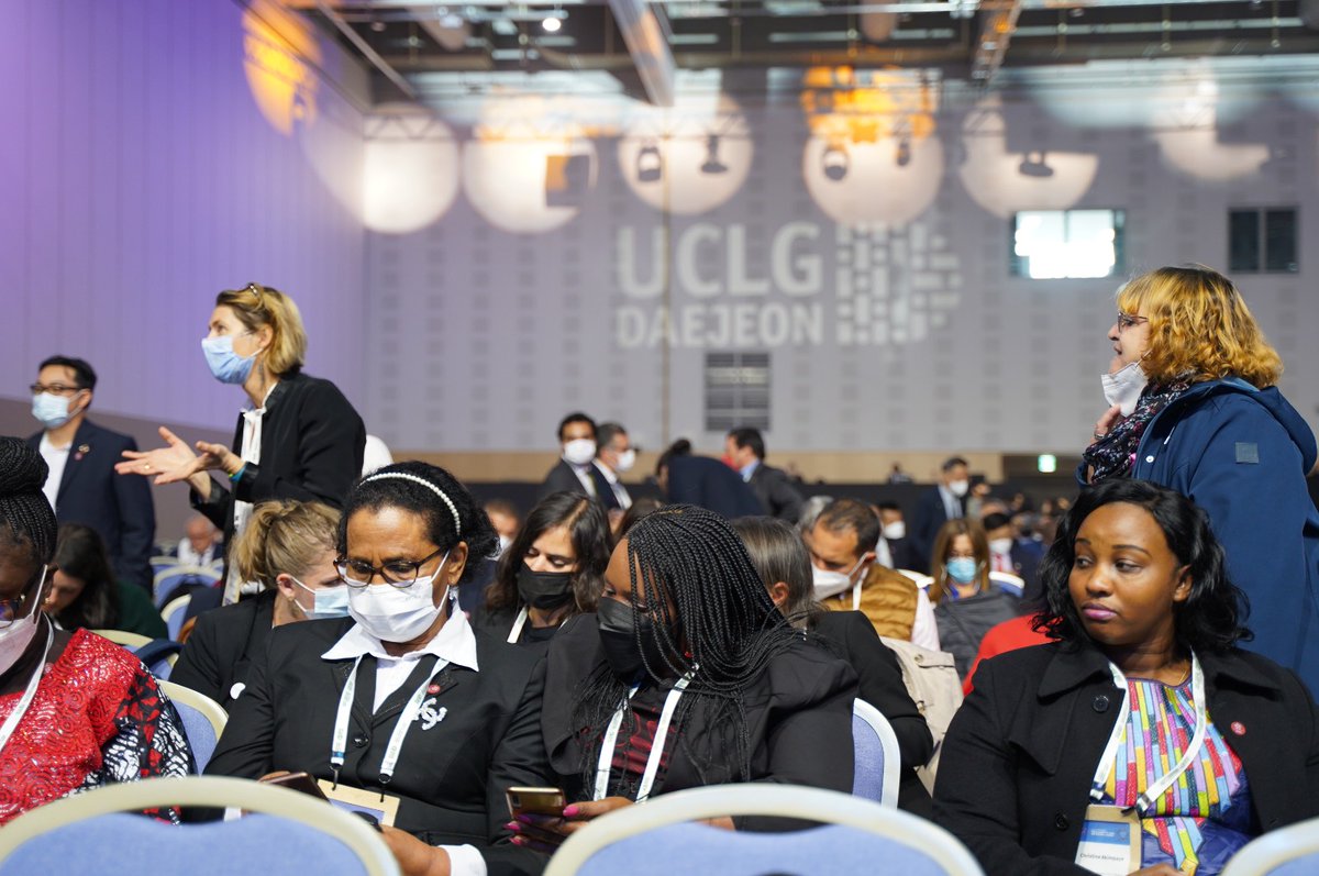 uclg_org's tweet photo. La ceremonia de apertura del Congreso de CGLU @DreamDaejeon está a punto de empezar! 
 
¡No te pierdas esta especial bienvenida de la ciudad anfitriona! 

#UCLGCongress  #UCLGDaejeon https://t.co/d5x7HX7ZCA