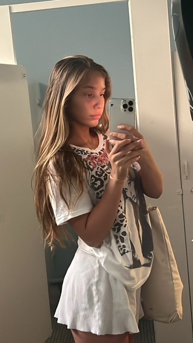 Gamers DM me https://t.co/b5ibxhZkXc