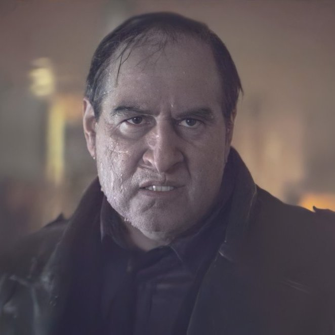 Colin Farrell says the #Penguin series takes place a week after #TheBatman 

"Gotham is still somewhat underwater" 

(via <a href="/extratv/">ExtraTV</a>)