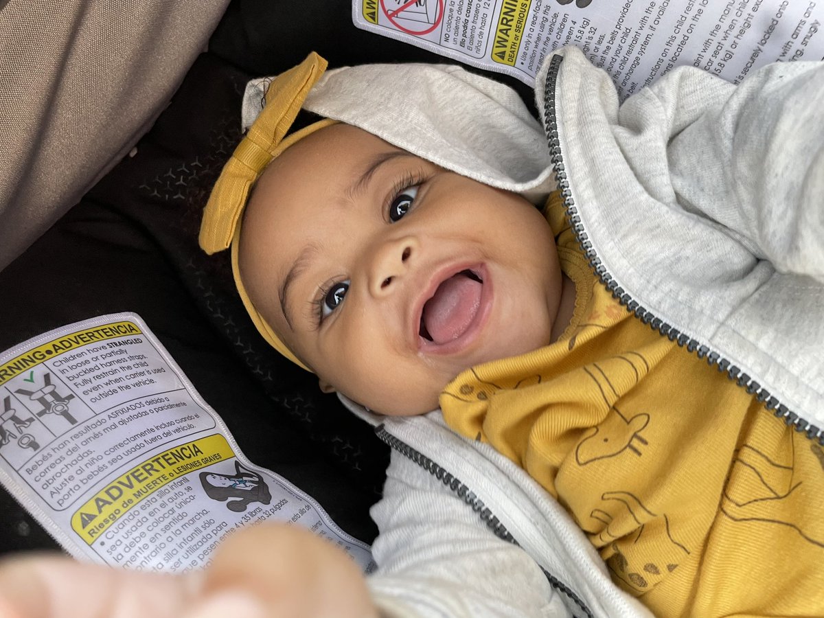 100Yrs_Jt's tweet photo. Jai Rae 💛🐝 https://t.co/5zVJiHoIvl