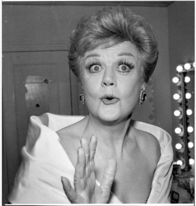 fuzzy_poodle's tweet photo. My Best Girl ❤️#Dameangelalansbury #imnotcryingyourecrying https://t.co/4B2CSDq6AC