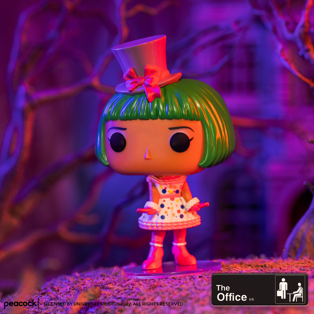 OriginalFunko's tweet photo. A frightfully festive Costume Celebration Spectacular is high-stakes at Dundler-Mifflin. Add this exclusive POP! Kelly Kapoor to your collection today! Stream every episode of #TheOffice and more on @peacock! https://t.co/rxa4M9UisH and https://t.co/79ccGCJDyS #Funko #NYCC2022 https://t.co/xEpHG9VOld