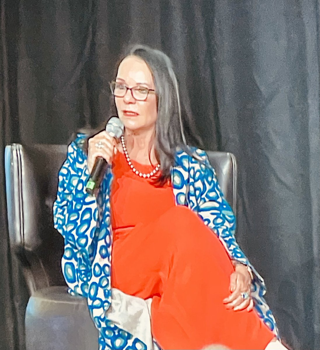 alyssa_roach's tweet photo. @LindaBurneyMP pearls of wisdom: ‘you learn more from your students than they do from you’ ‘kindness &amp; manners cost nothing’ https://t.co/bkc8GljOSn