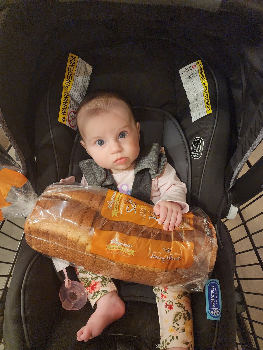 parisachu's tweet photo. Bread. https://t.co/QaaOAqLRbN