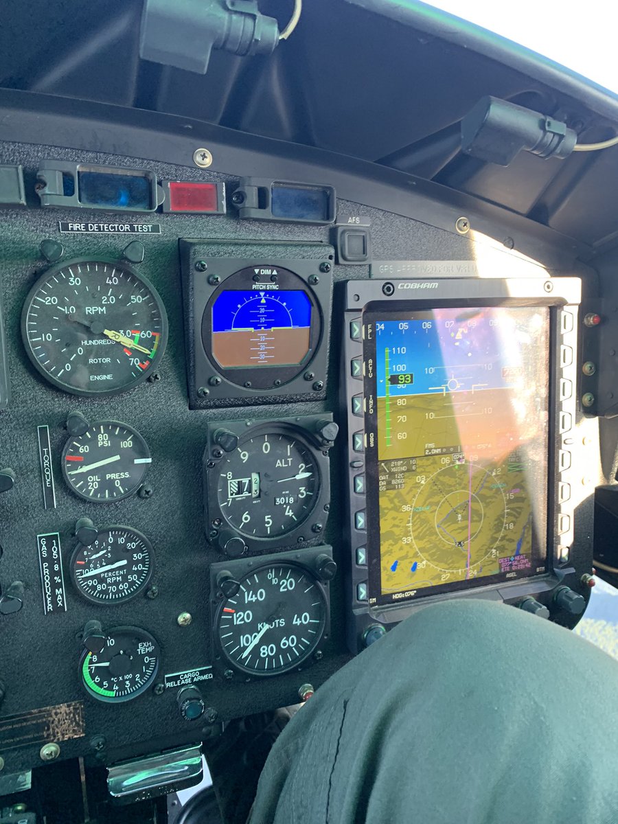 KCSOAirsupport's tweet image. Guardian 2 and crew just pulled an injured hiker off Aasgard Pass.