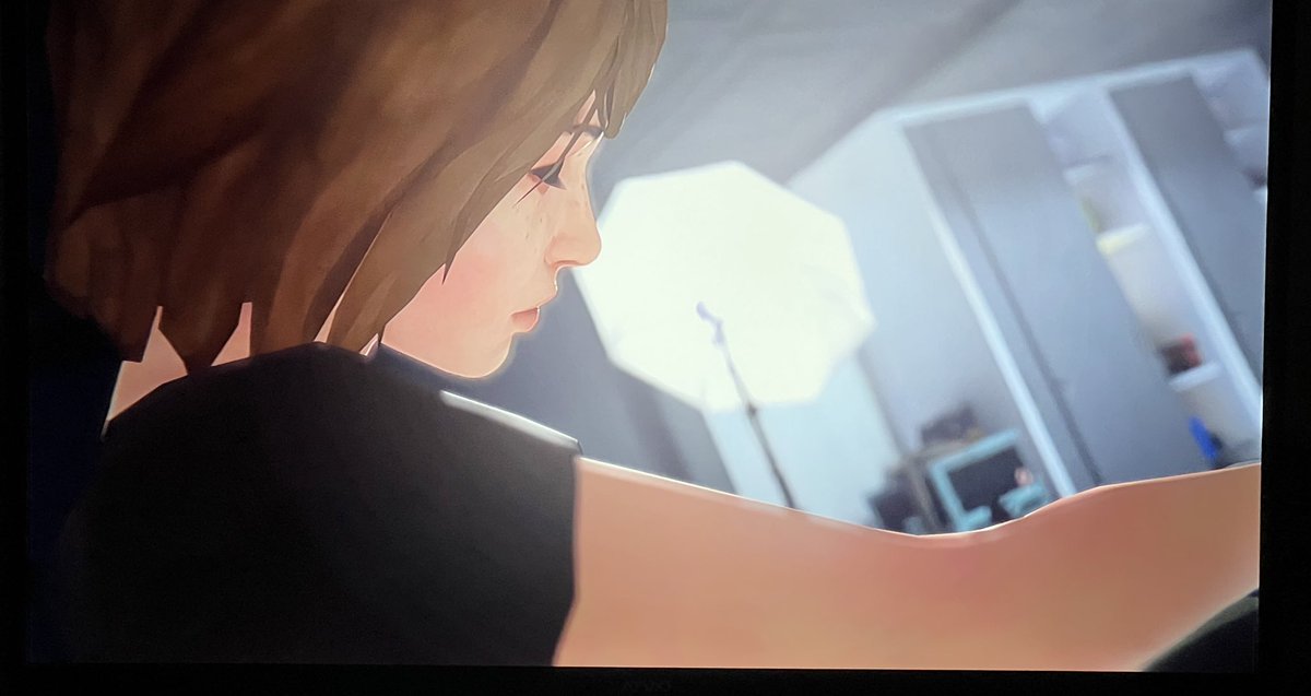 chloemylovex's tweet photo. (October 11th 2014) Ep. 5 Polarized 🦋
Can’t belive it’s #LifeIsStrangeWeek it’s almost over, Last day, Last episode <3 I seriously won’t get enough of this game. As soon as I finished it again I will re read the LIS comics https://t.co/HJIyfK5tIh