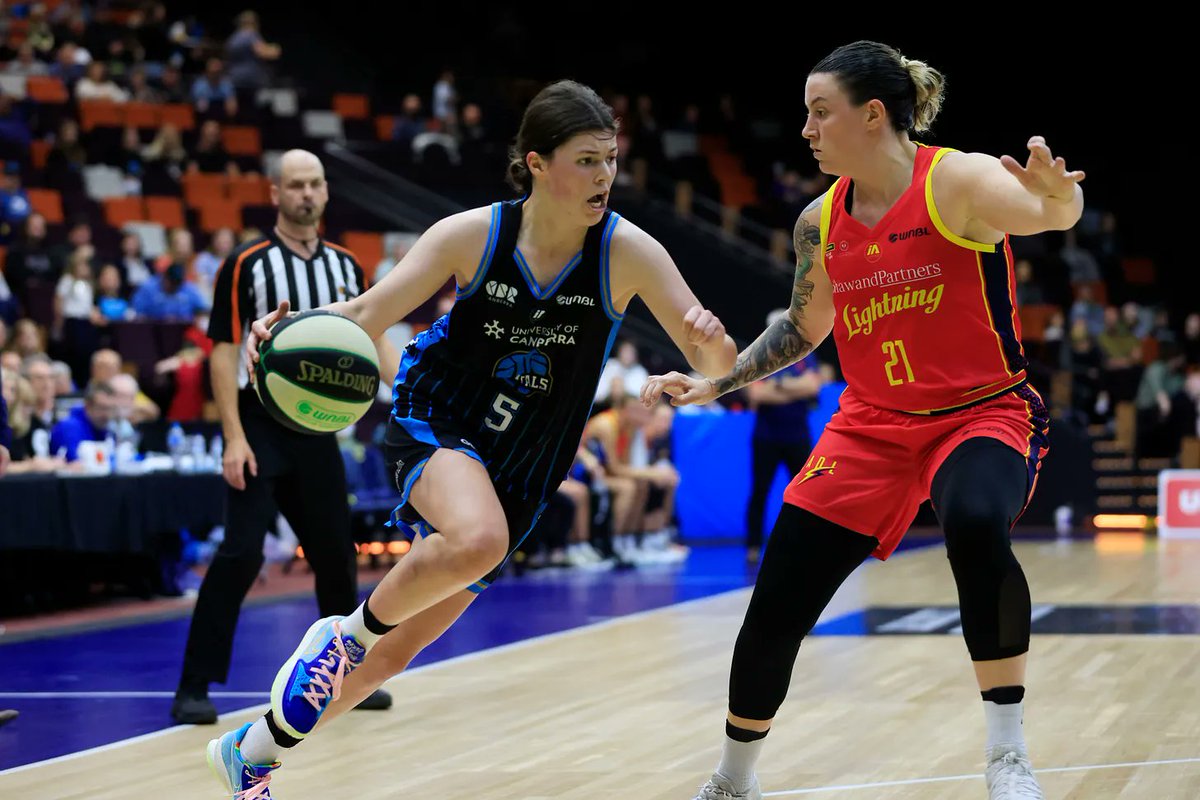 The Pick and Roll π¦πΊπ (@pickandrollau) on Twitter photo WNBL | Who will take the next step and make a real name for themselves in 22-23? Itβs time to take a look at a potential breakout player for each team!
<a href="/wildes_hayley/">Hayley Wildes</a> with the story (unlocked) thanks to the WNBL: bit.ly/3ECaJMc
#AussieHoops #WNBL23 WNBL | Who will take the next step and make a real name for themselves in 22-23? Itβs time to take a look at a potential breakout player for each team!
<a href="/wildes_hayley/">Hayley Wildes</a> with the story (unlocked) thanks to the WNBL: bit.ly/3ECaJMc
#AussieHoops #WNBL23