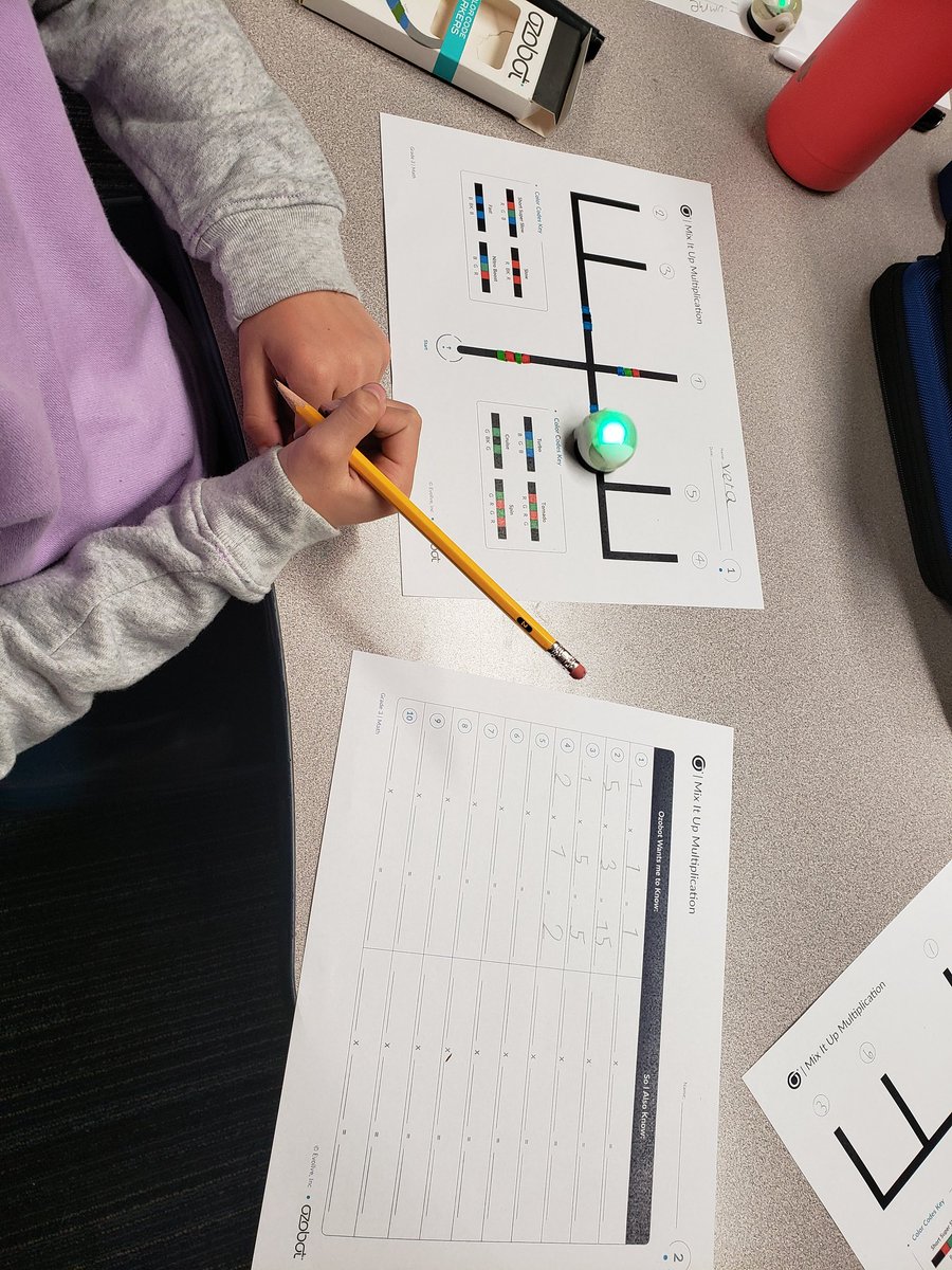 Thanks <a href="/NicoleSandine/">Mrs. Sandine</a> for helping us use ozobots to help solve multiplication facts and use the commutative property. <a href="/Ozobot/">Ozobot</a> <a href="/WashingtonSch63/">Washington School</a>