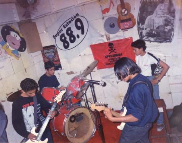 #SpamDe100DeCilantro “Asfixia” 1997 de derecha a izquierda <a href="/musikdavidmesa/">David Mesa</a> @El_CaFred Andres Bautista (inv) <a href="/DariRockdriguez/">Dario Rodriguez</a>