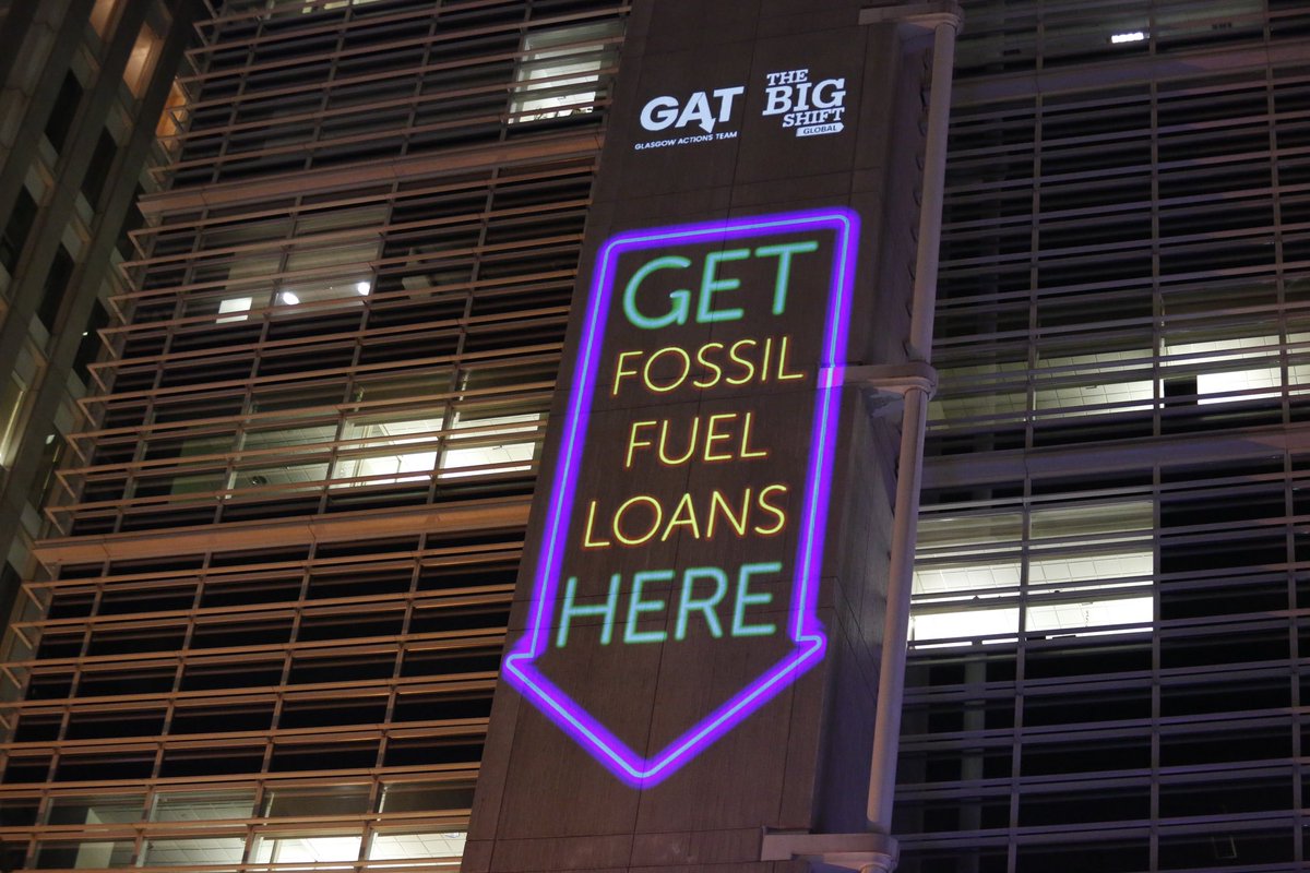 glasgowactions's tweet photo. Need cash for fossil fuels? Wanna fund climate disaster? Head on down to the @WorldBank! They’ve dished out nearly $15bn for fossil fuels since the Paris Climate Agreement. 

Check out photos from tonight’s action: https://t.co/4tUpxNaqEg