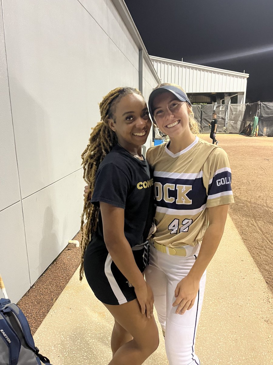 kiersten2024's tweet photo. I had a great time at the UCF Clinic. I even got to see my old teammate @Nenebliss2022 !!!❤️ Great practice before the @ProSwings_ Power 50 Tournament this weekend. https://t.co/SNbtwLMYEU