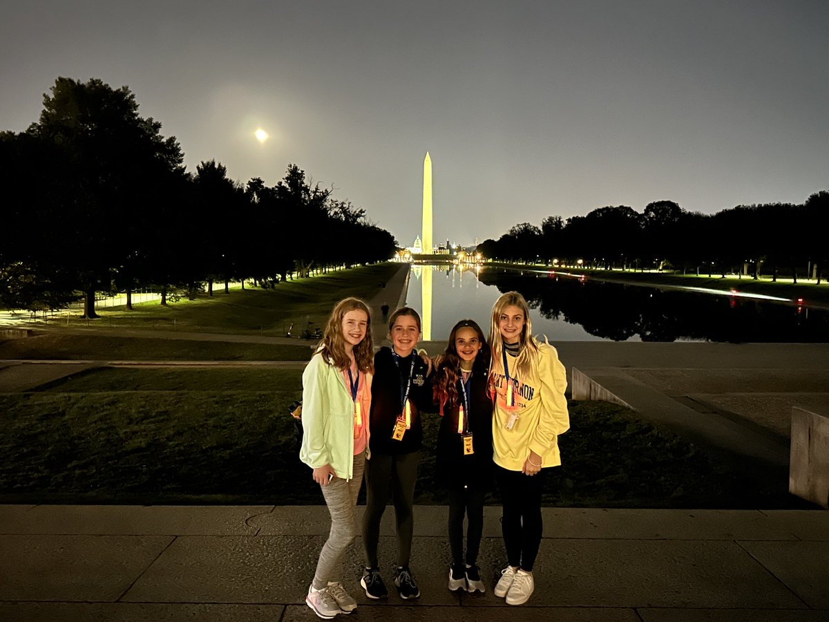 chuckbenesh's tweet photo. World War II and Lincoln Memorials #hyattsdc2022 https://t.co/2Zw2cvC5zE