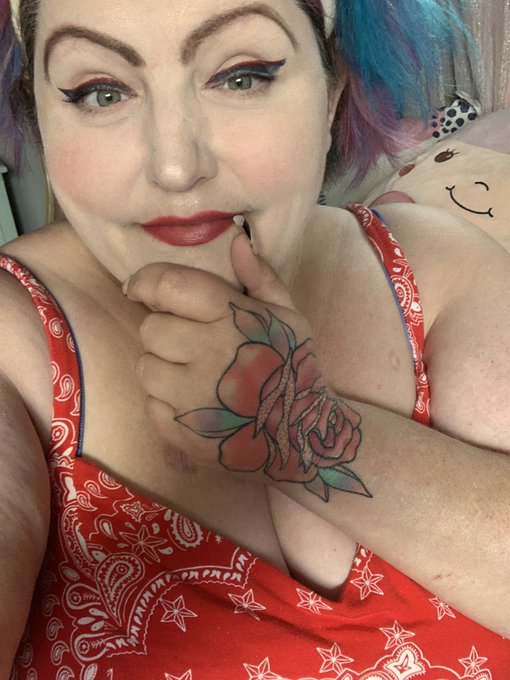 Mommy needs you  Don&rsquo;t you wanna be a good boy? https://t.co/f6s34PLCQ7