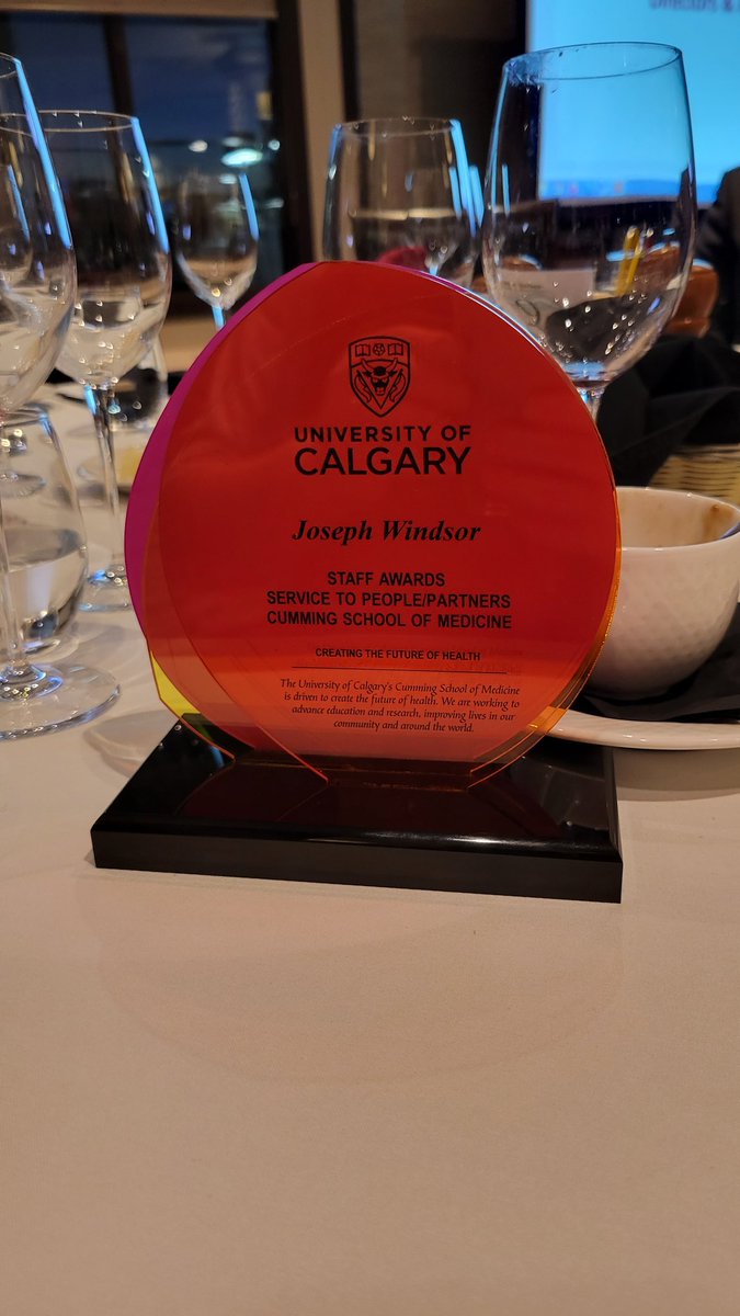 Joey Windsor, PhD (@lingjwwindsor) on Twitter photo Thanks to <a href="/gilkaplan/">Gil Kaplan MD MPH</a> for nominating me for the <a href="/UCalgaryMed/">UCalgaryMedicine</a> service award, it was a fun evening with good food :) Thanks to <a href="/gilkaplan/">Gil Kaplan MD MPH</a> for nominating me for the <a href="/UCalgaryMed/">UCalgaryMedicine</a> service award, it was a fun evening with good food :)