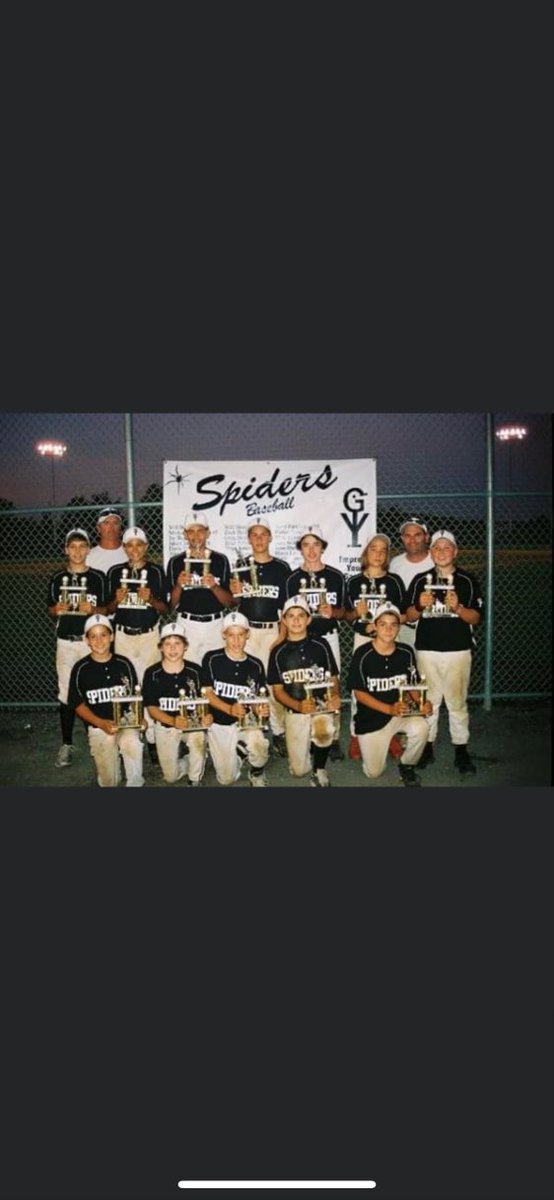 spidervoice's tweet image. RIP Coach Joe Frostick. Had his own baseball “warehouse.” Coached @w_black1 made him a catcher which led to a great career @RoanokeBaseball. Some went to pro ball. Joe let me coach with him, which I loved. Did it his way. The baseball &amp;amp; softball players he coached are glad he did