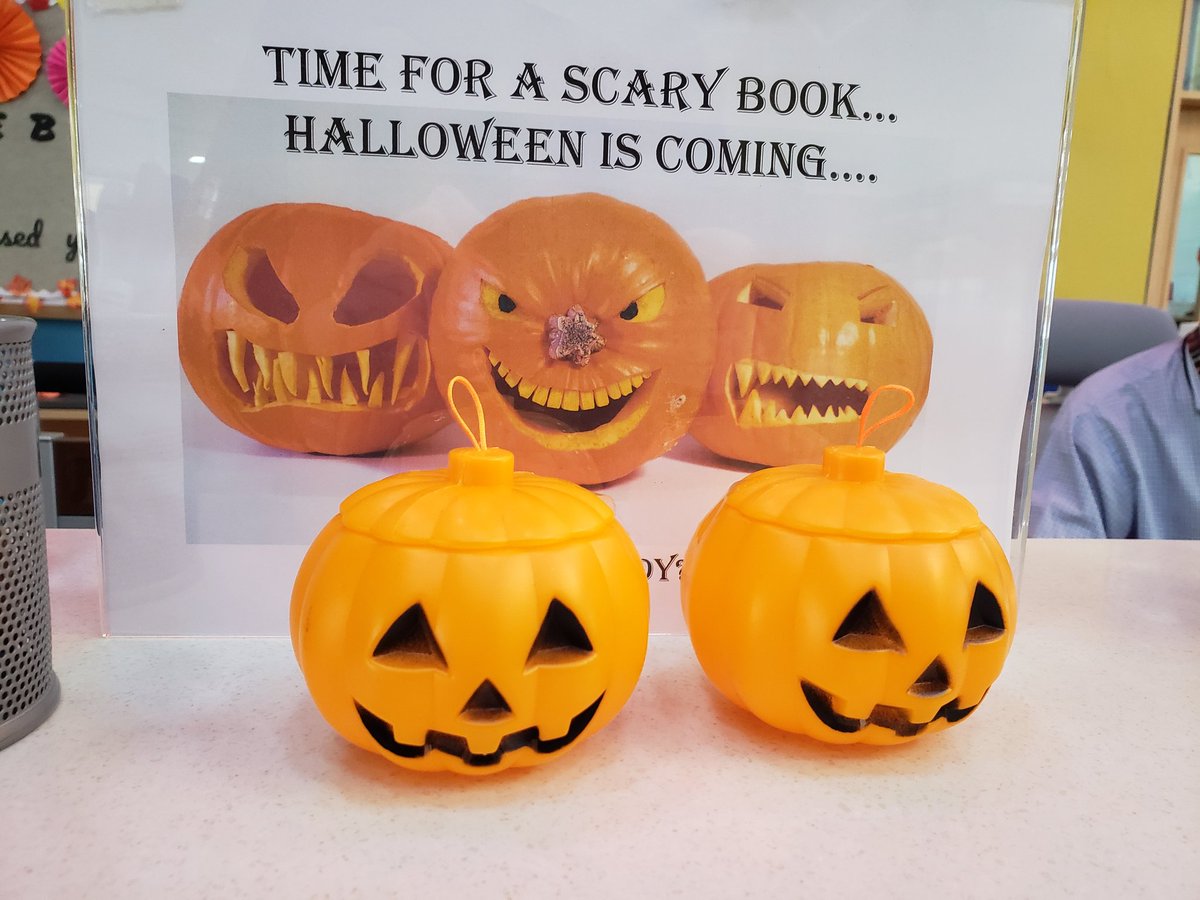 PatrickMCarrol1's tweet image. Halloween is time for a good boooooook or two. Stop by the library and check something out for a spooky good time. Don&apos;t forget the upcoming book fair for books too good to just borrow. #kisj #kisjms #mslibrary #bookfair
