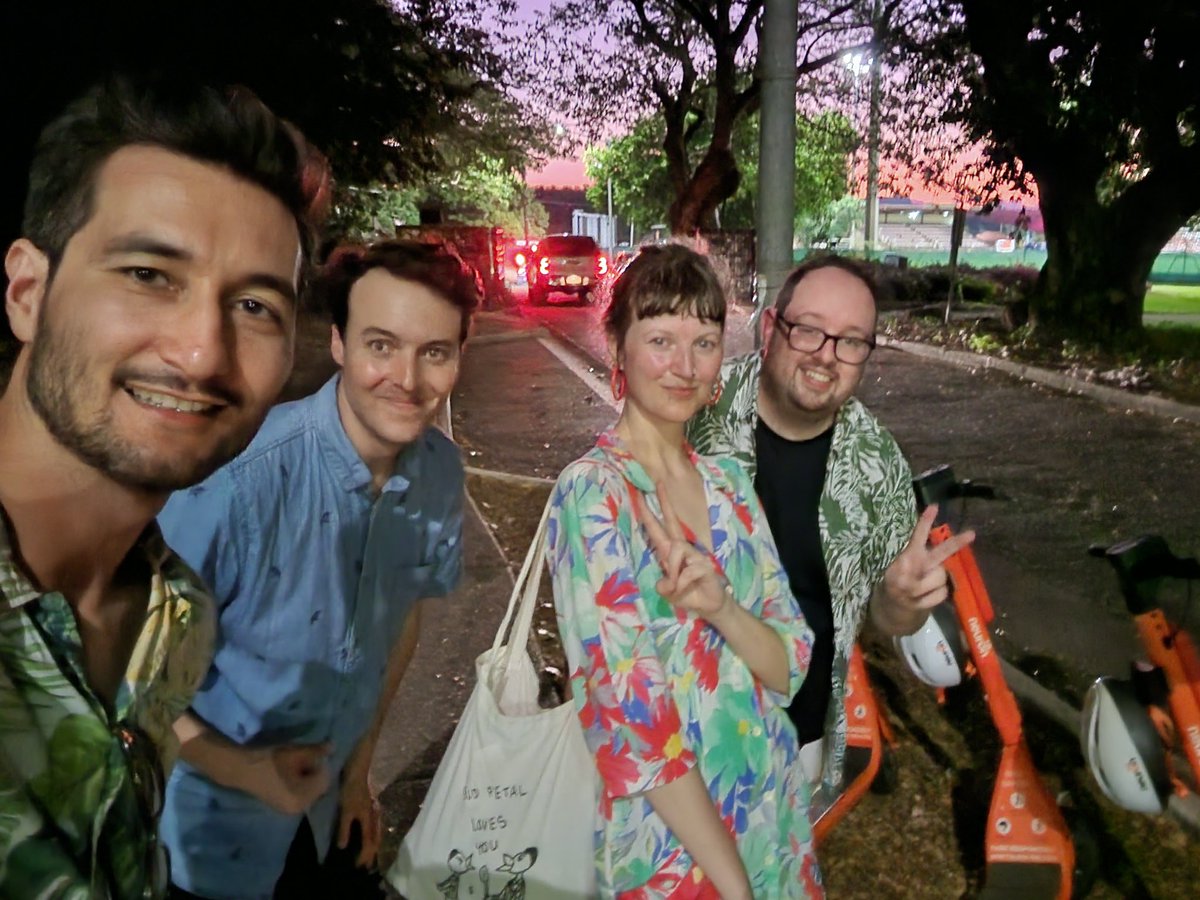 Warren Logge tweet media