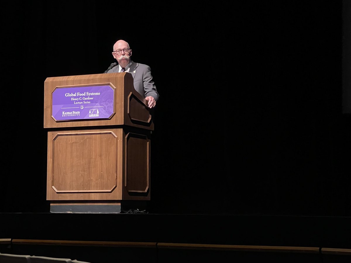 Thanks to the Gardiner Family and Kansas State University for providing such a great speaker for the Henry C. Gardiner Lecture series. @BethFordLOL was wonderful! She said it best “Farmers are incredible, less than 1% feed us all.” #kscoops #foodsecurity #coopmonth