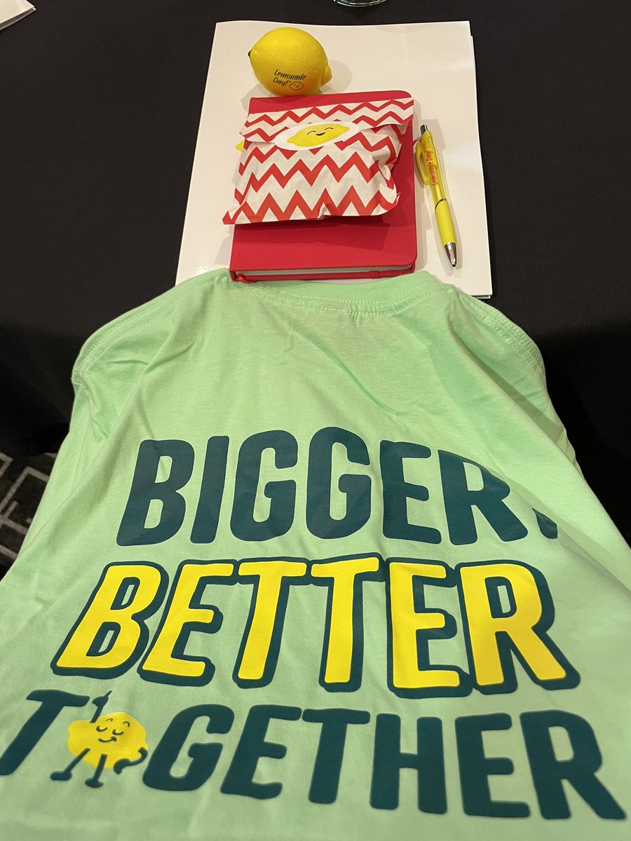 Lorri Batsie tweet media