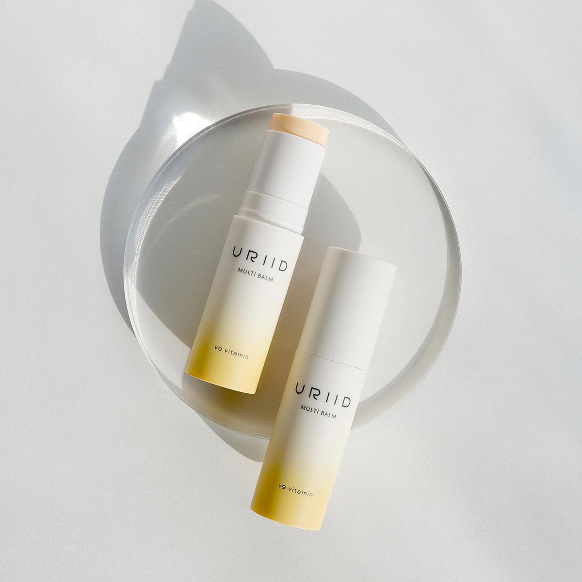 uriid_jp's tweet photo. ⠀
URIID V9 vitamin multi ampoule stick
ユリードのV９ビタミン・マルチ・アンプルスティック💛

秋にも美白・シミケアは必須❣
⠀
#ユリード #URIID #シミケア #美白ケア #アンプルスティック #ビタミン #ビタミンスティック #マルチバーム

https://t.co/DvdVoiJ0Sm https://t.co/8YR0MldYch