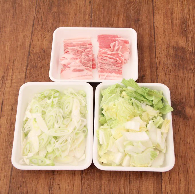 たっぷりの葱がたまらない♪ごま油が決めての絶品鍋レシピ！