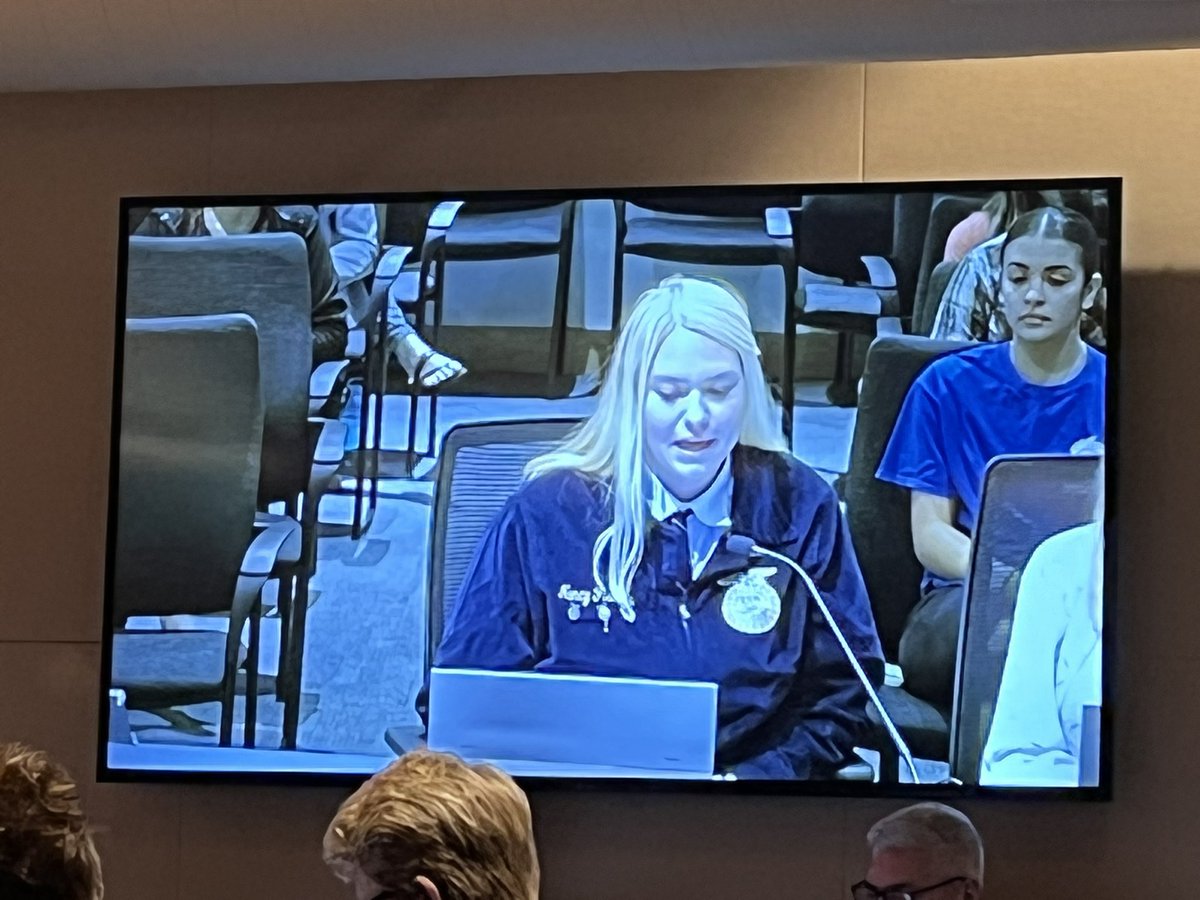 Farrah Johnson tweet media