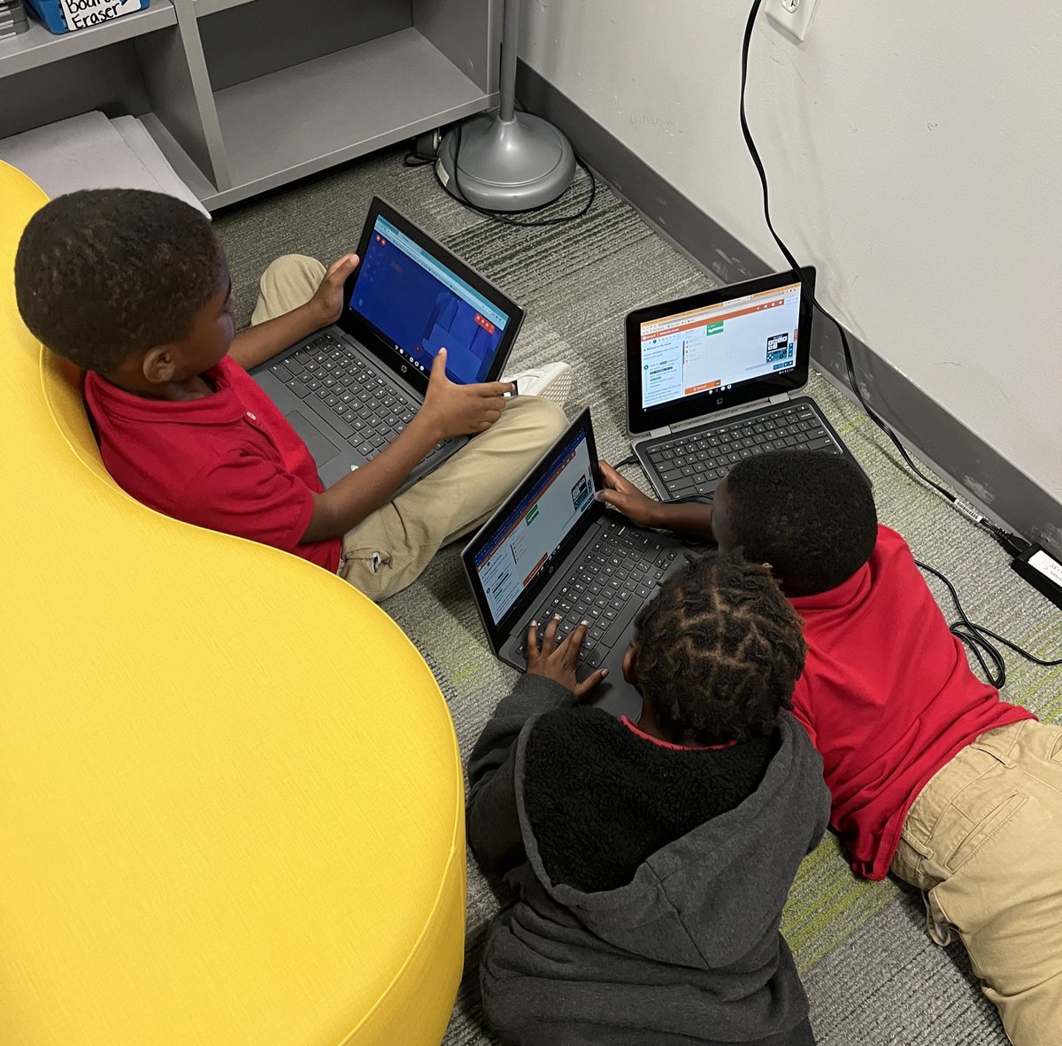 Anna Park tweet media