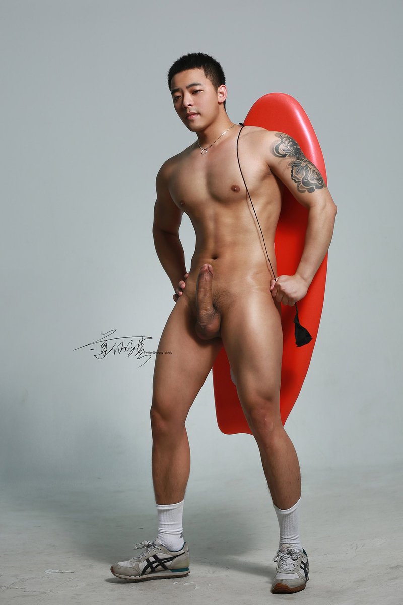 daoxq_studio's tweet photo. 体育委员系列—冲浪柯君 ，出镜模特VX：ky135800   ———Photo by 道仙骐工作室@daoxq_studio https://t.co/tqLIOCe2bE