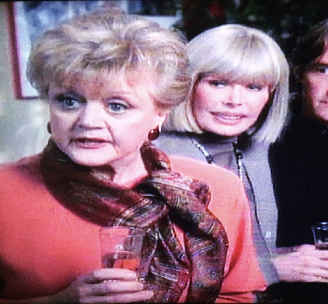 Loretta_Swit's tweet photo. A great lady. A great artist. A great friend. An inspiration 💔
#inspiration #legend #friend #RIP #DameAngelaLansbury #Mame #BeautyandtheBeast 
#MrsPott  #SweeneyTodd #ALittleNightMusic #MurderSheWrote #JessicaFletcher #TonyAward https://t.co/pRzwjsFWiL