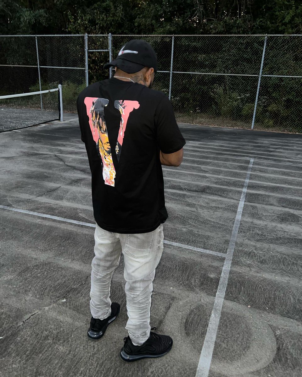 Stacksupbj's tweet photo. Ran it up quick, made this shit look like magic #ForeverLimanOg💙 https://t.co/V0kZDv3A2O